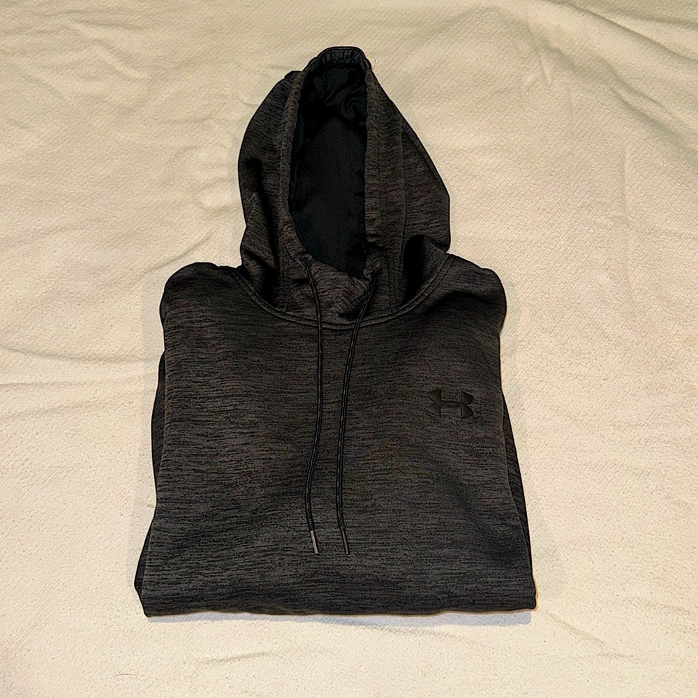 Women’s Under Armour Sweatshirt